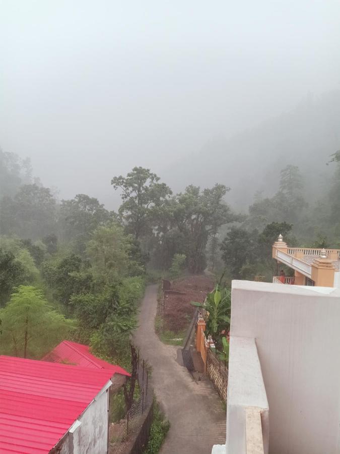 Shivanjal Wellness And Accommodation Rishīkesh Exterior foto